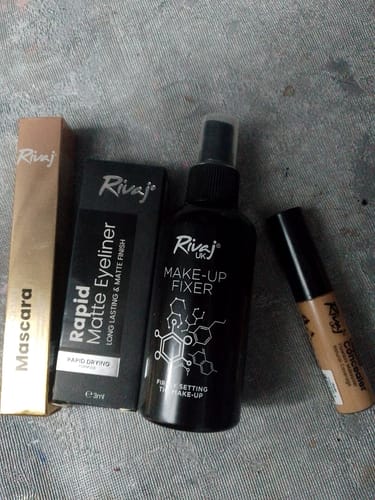 Customer photo review of Rapid Matte Eyeliner