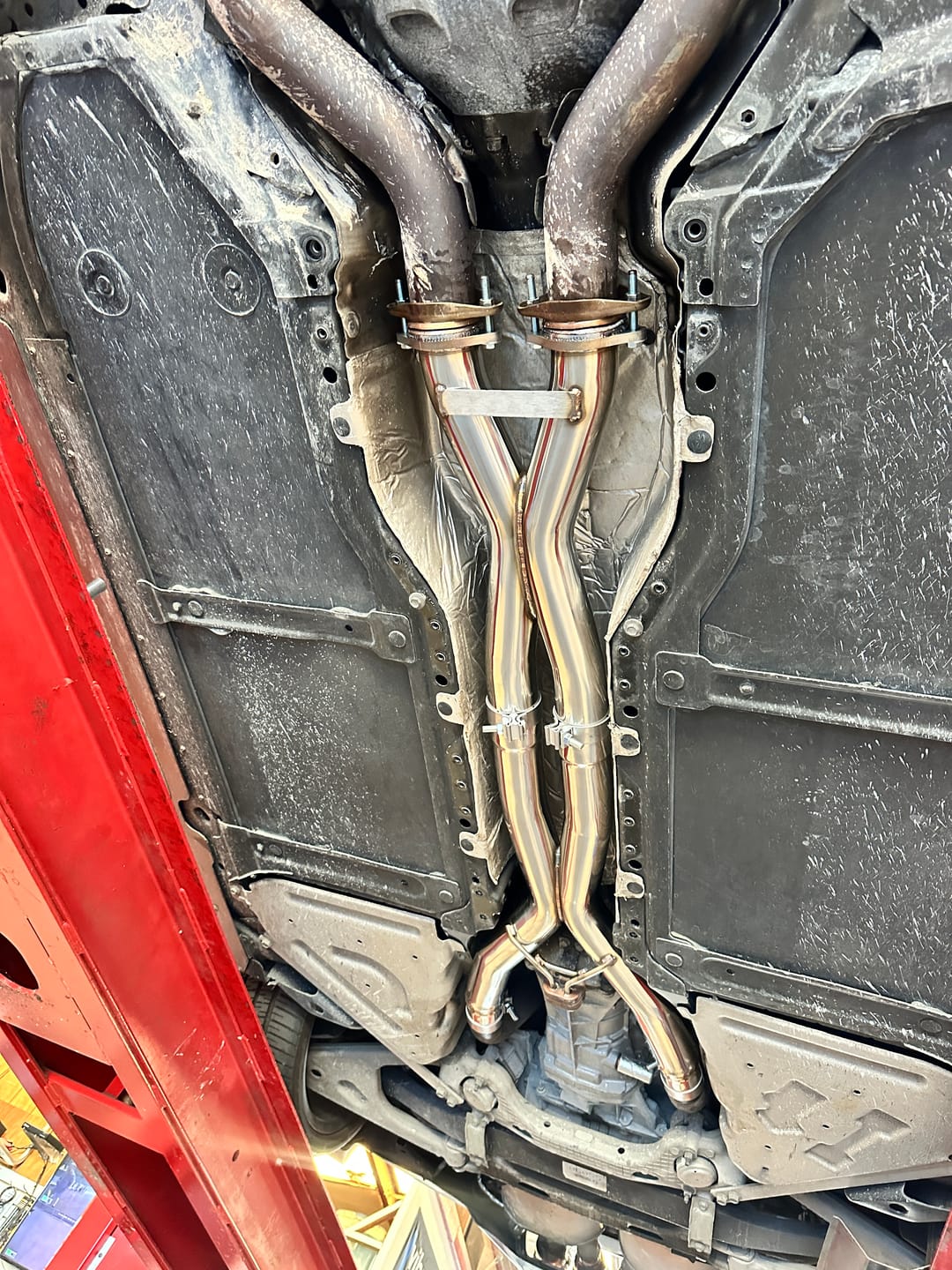 Customer photo review of Corvette C7 3" 6.2L V8 3" Connection Performance X-Pipe