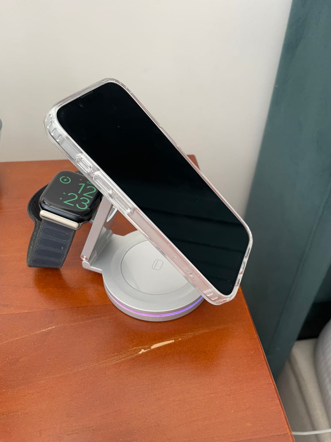 Customer photo review of Desktop 3-in-1 MagSafe Wireless Charging Station