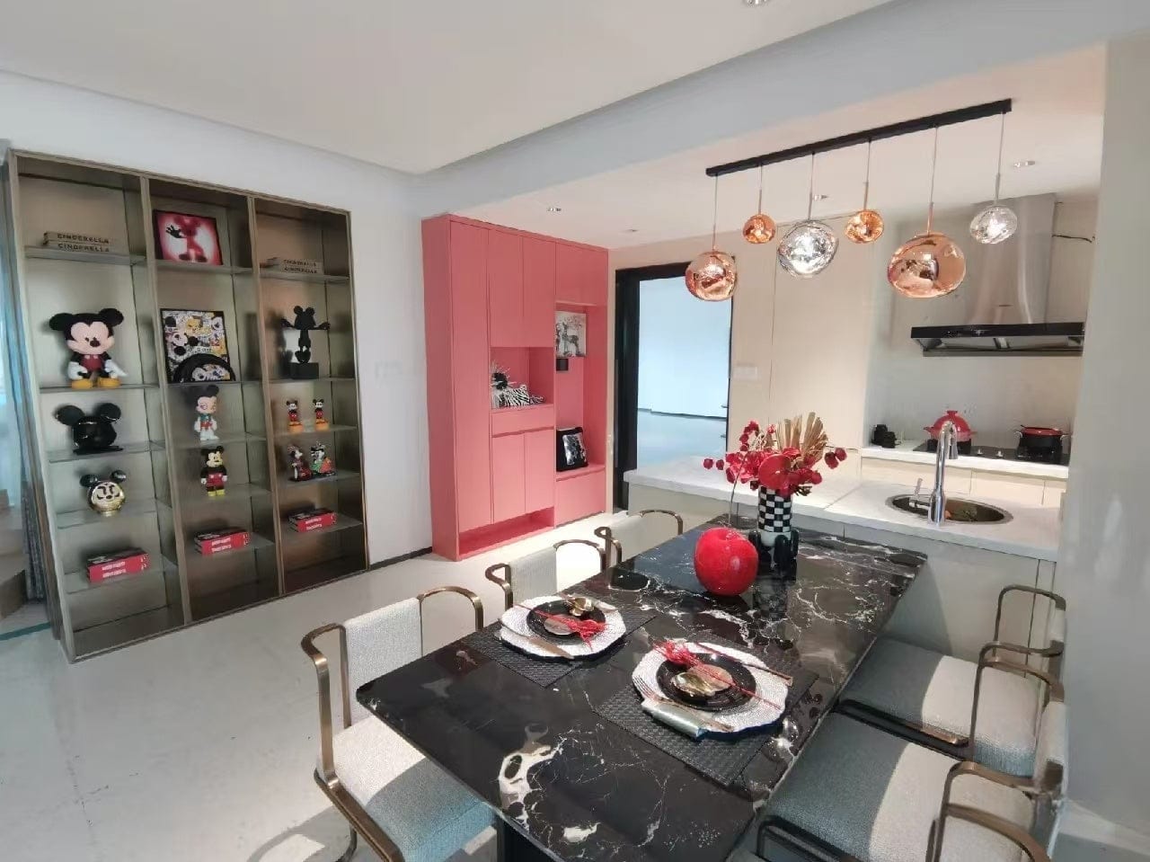 Customer photo review of Tambora Lava Pendant Light(Mixed Sizes), Bulb Version