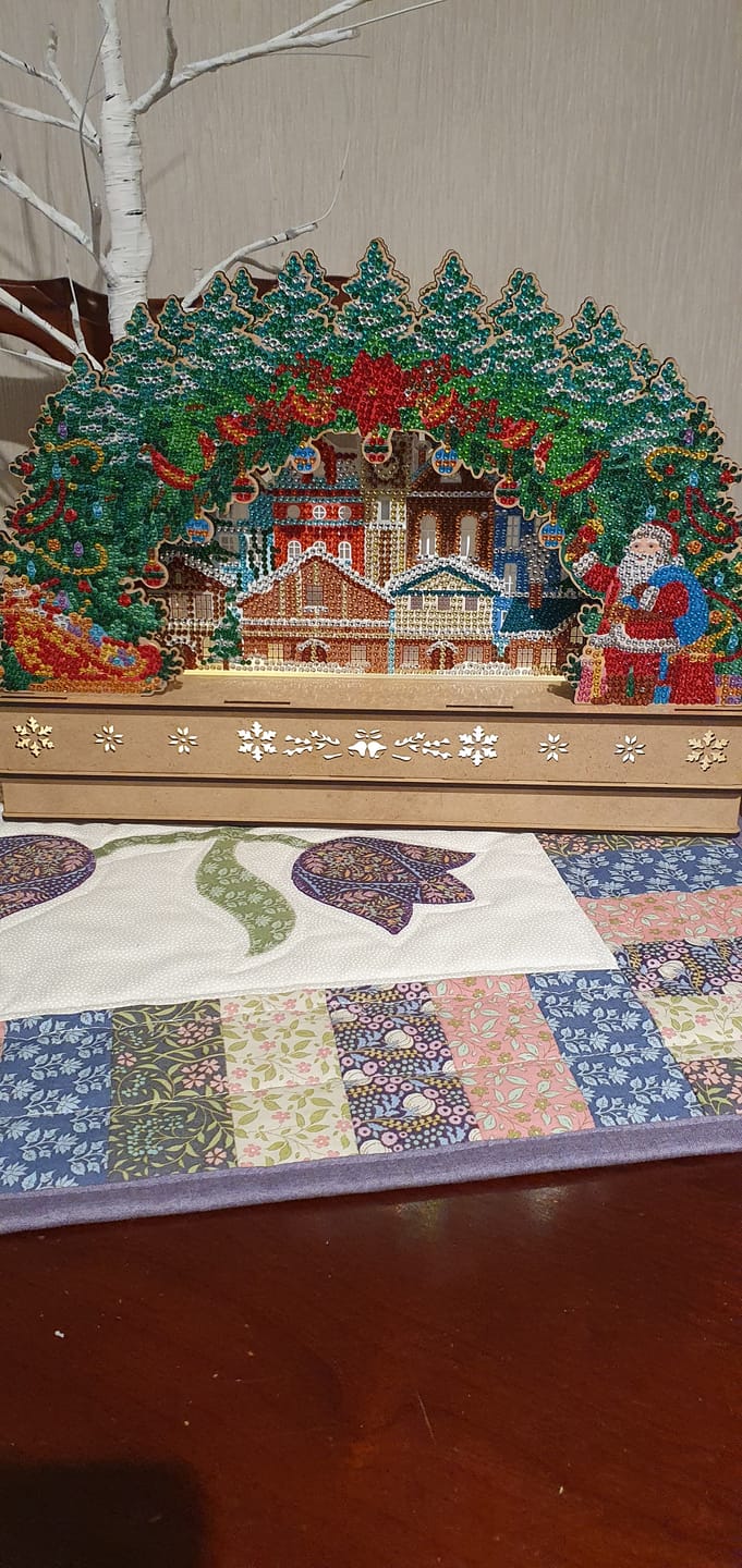 Customer photo review of "Christmas Scene" 3D Crystal Art Light Up Scene Kit