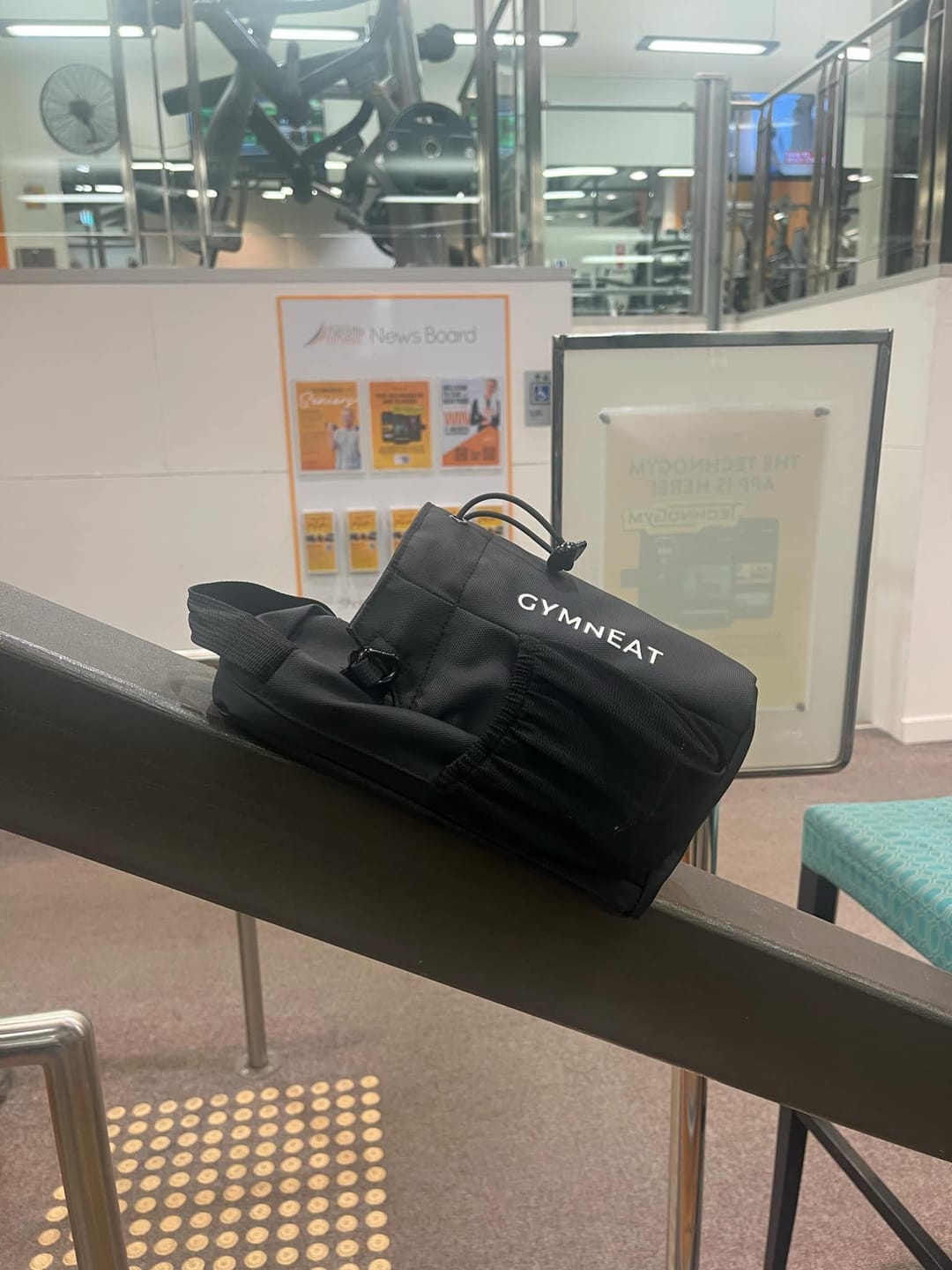 Customer photo review of Magnetic Gym Bag