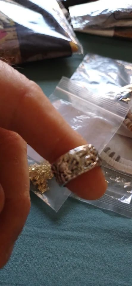 Customer photo review of French Retro Ring Flower Bird Motif With Elegant Delicate Filigree And Hummingbird Details — Gold Tone | KIMLUD