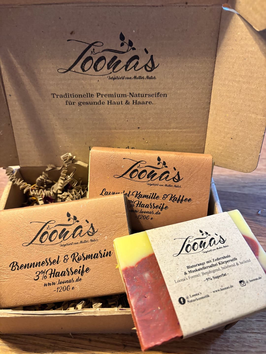 Customer photo review of 15% Lavendel mit Kamille & Kaffee Haarseife (Haarwachstum & Tiefenpflege)