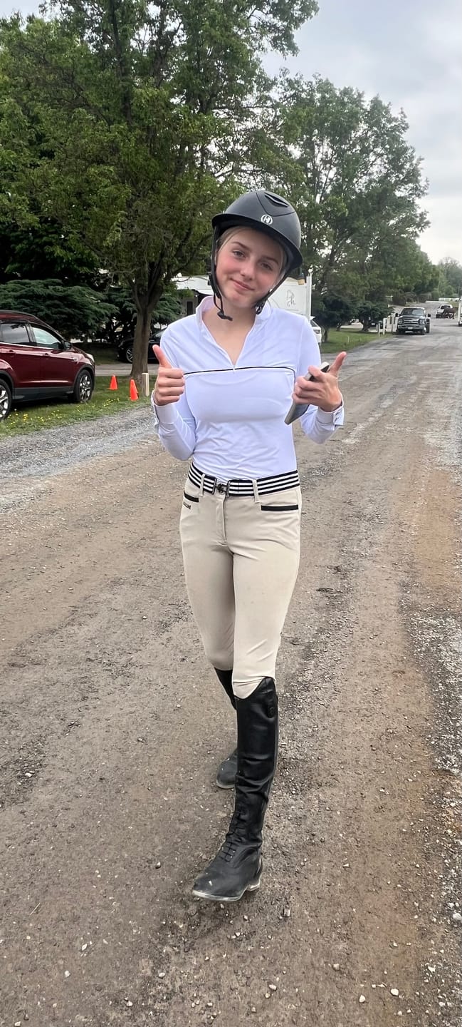 Customer photo review of ULTRA BREATHABLE MONOCHROMATIC LONG SLEEVE