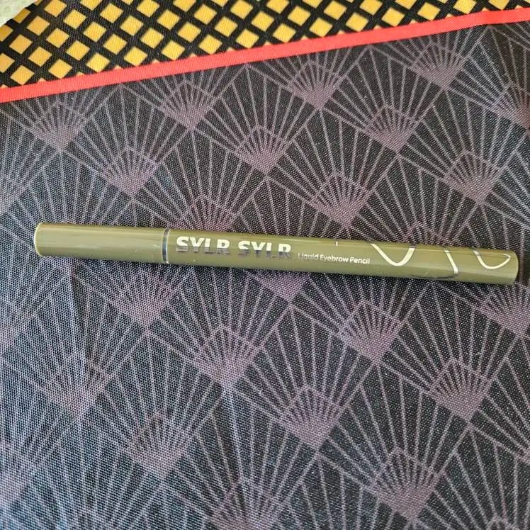 Customer photo review of Ultra Fine Eyebrow Pen 0.008mm Nano Tip Long Lasting Waterproof — Black | KIMLUD