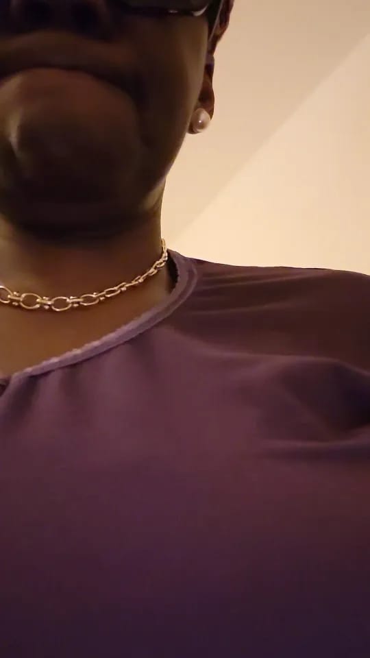 Customer photo review of 316L Stainless Steel Chain Necklace 18K Gold Plated — Gold | KIMLUD