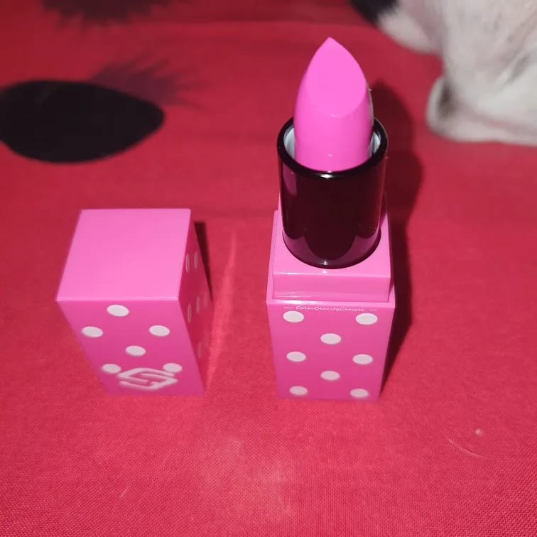 Customer photo review of Velvet Lip Color Lipstick Polka Dot Design — Bright Pink | KIMLUD