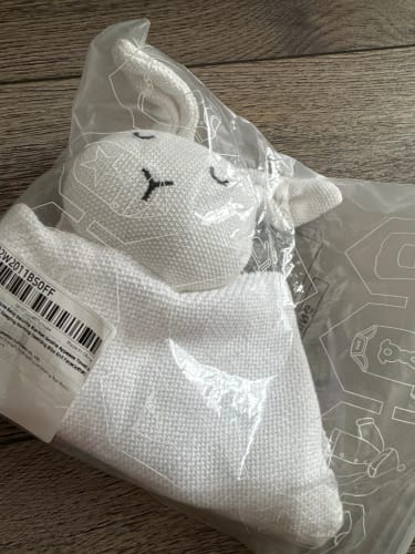 Customer photo review of Soft Cotton Gauze Bunny Baby Security Blanket