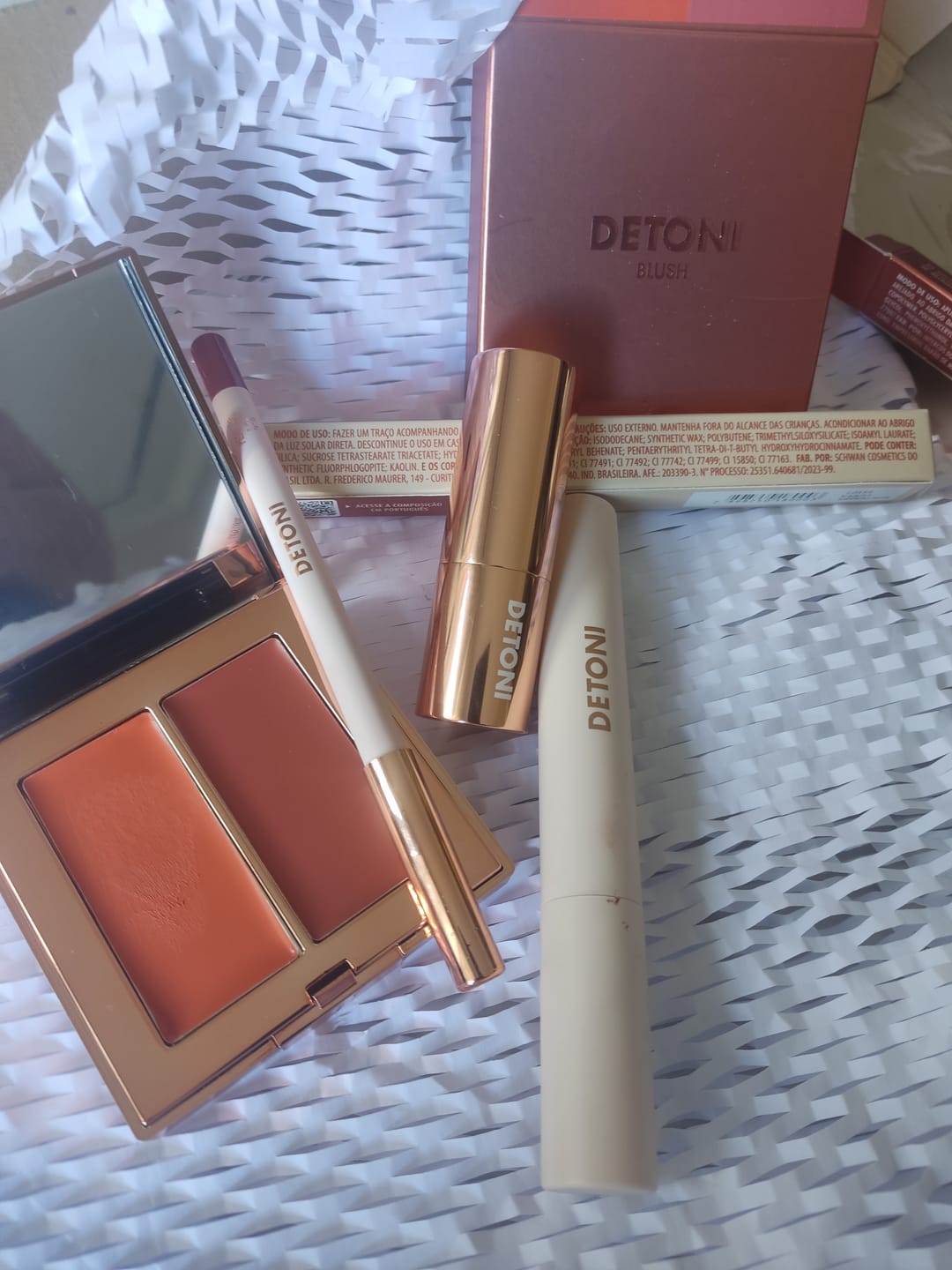 Customer photo review of KIT ICONIC LIPS | 201 MEDIUM ROSE