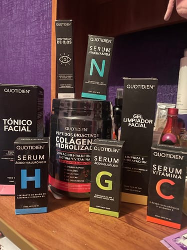 Customer photo review of Kit Piel Deslumbrante (47% OFF) - Limpiador + Tónico + Serum Vitamina C + Serum Niacinamida + Serum Ácido Glicólico + Serum Ácido Hialurónico + Contorno de Ojos