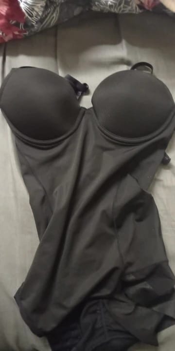Customer photo review of Nylon-Spandex Shapewear Bodysuit with Contour Panels — Black | KIMLUD