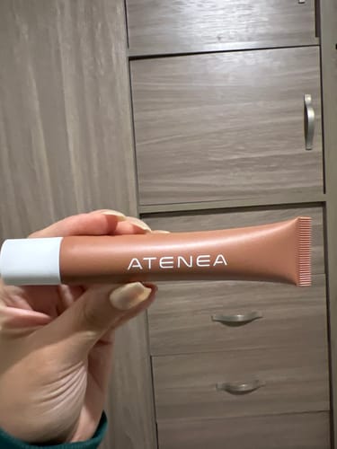 Customer photo review of PEPTIDE LIP BALM