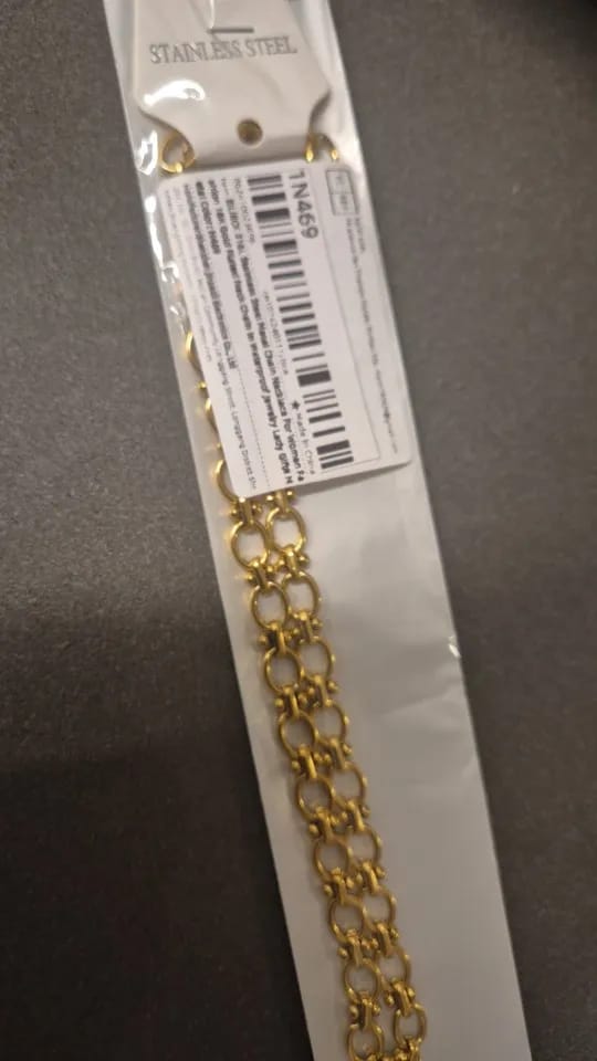 Customer photo review of 316L Stainless Steel Chain Necklace 18K Gold Plated — Gold | KIMLUD