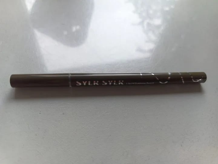 Customer photo review of Ultra Fine Eyebrow Pen 0.008mm Nano Tip Long Lasting Waterproof — Black | KIMLUD