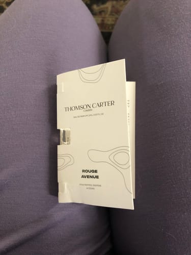 Customer photo review of Rouge Avenue | Eau de Parfum | 2ml
