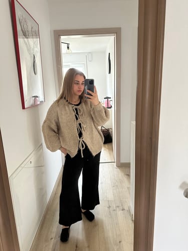 Customer photo review of Oversized Cardigan mit Schleifen