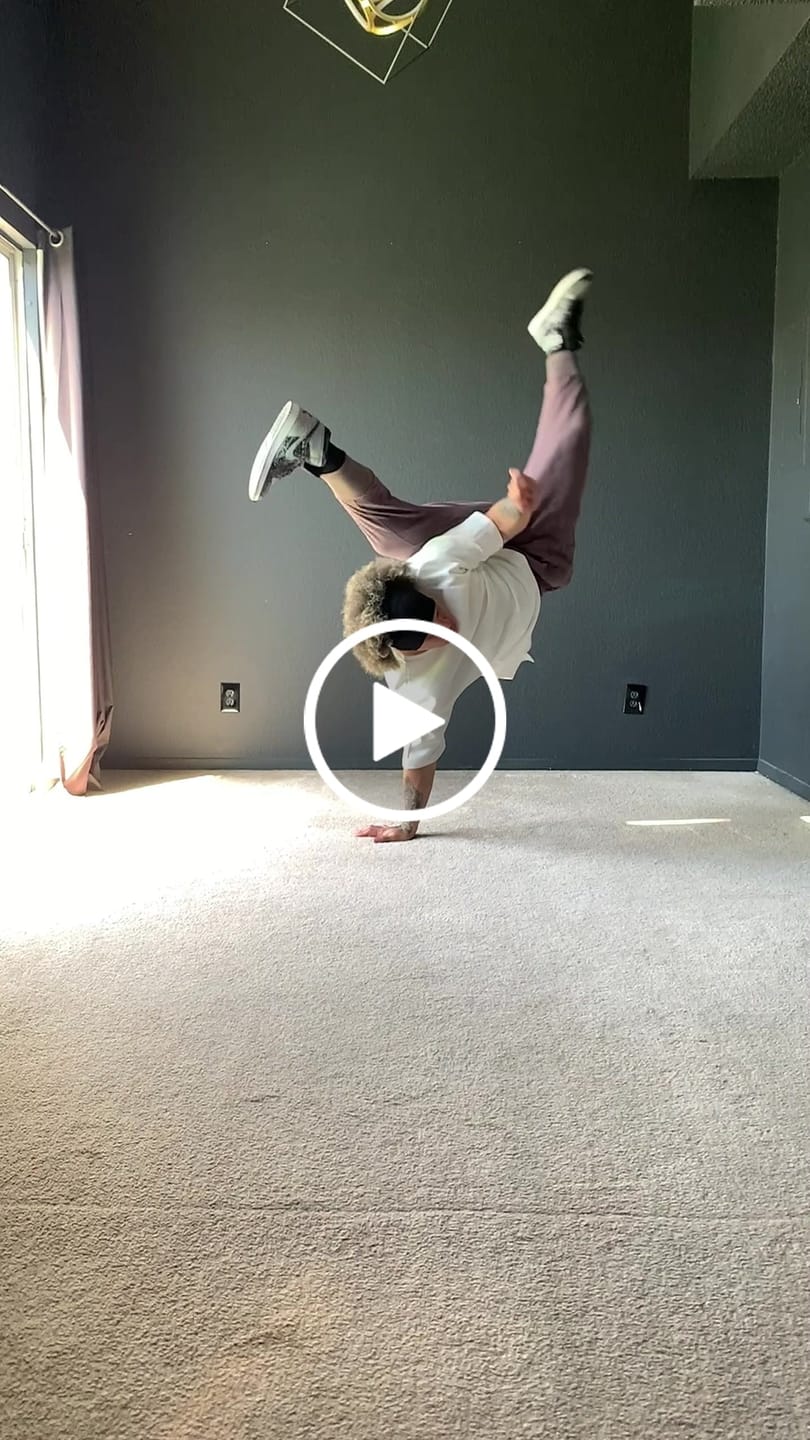 Customer video review of Oba Oversized Shirt