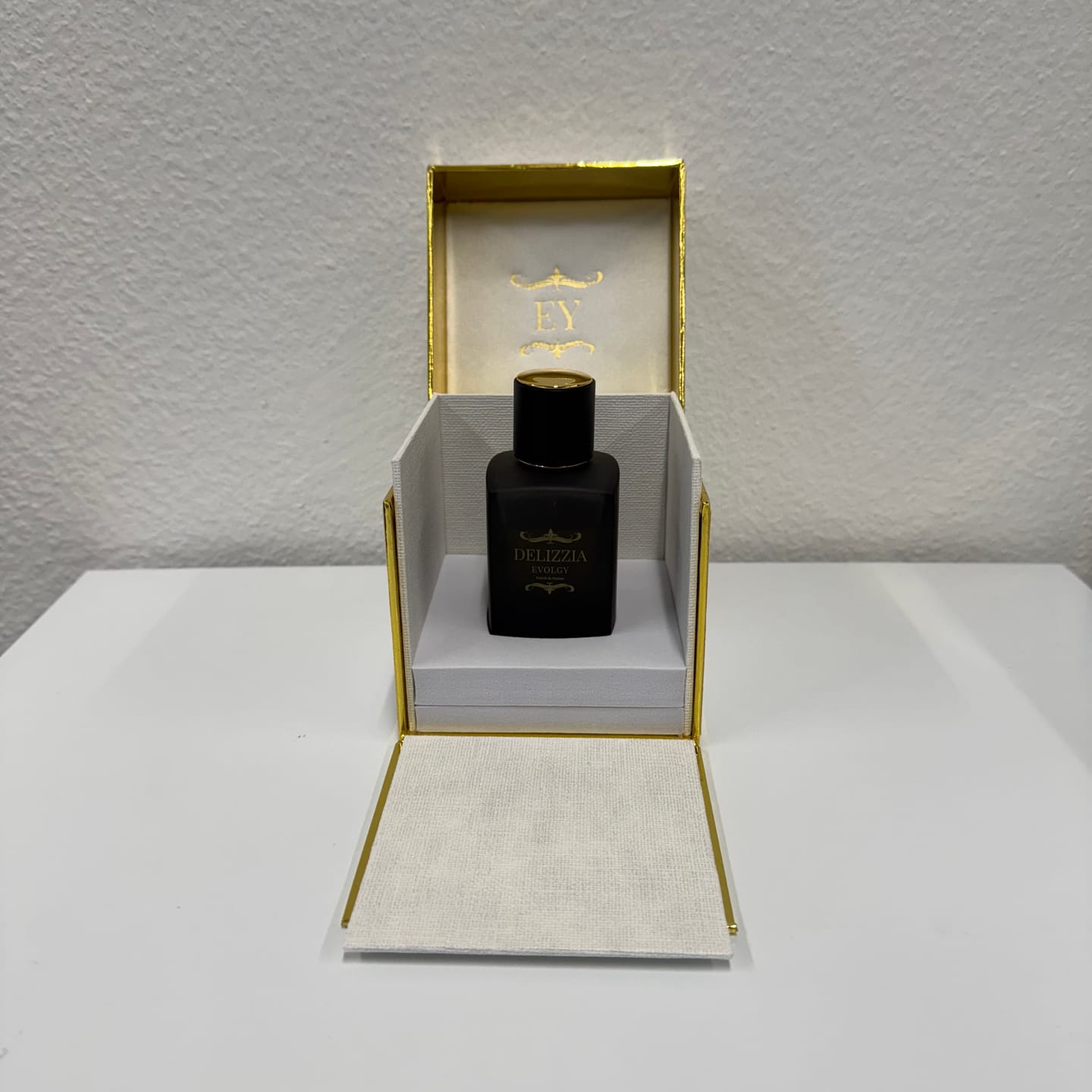 Customer photo review of DELIZZIA EVOLGY – Extrait de Parfum