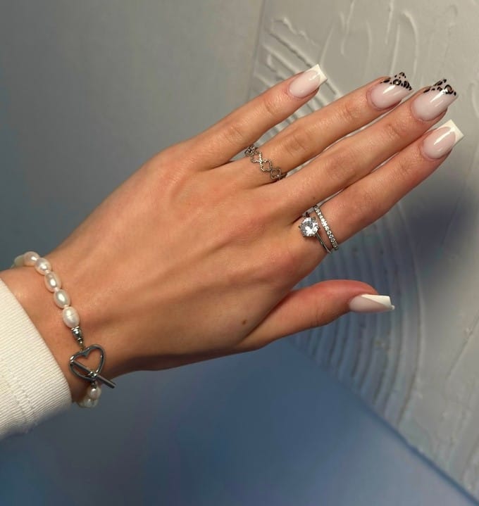 Customer photo review of Dot Clover Ring | 18K vergoldet