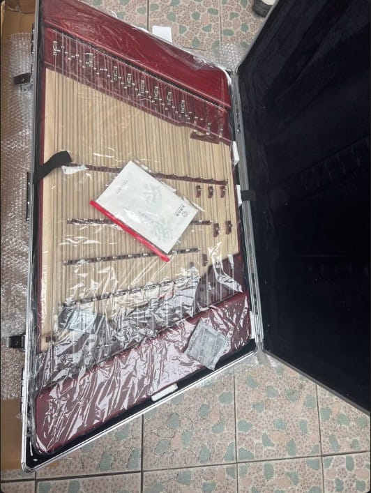 Customer photo review of YueHai DL22 African Rosewood 402 Yangqin – Elegant Plain Style