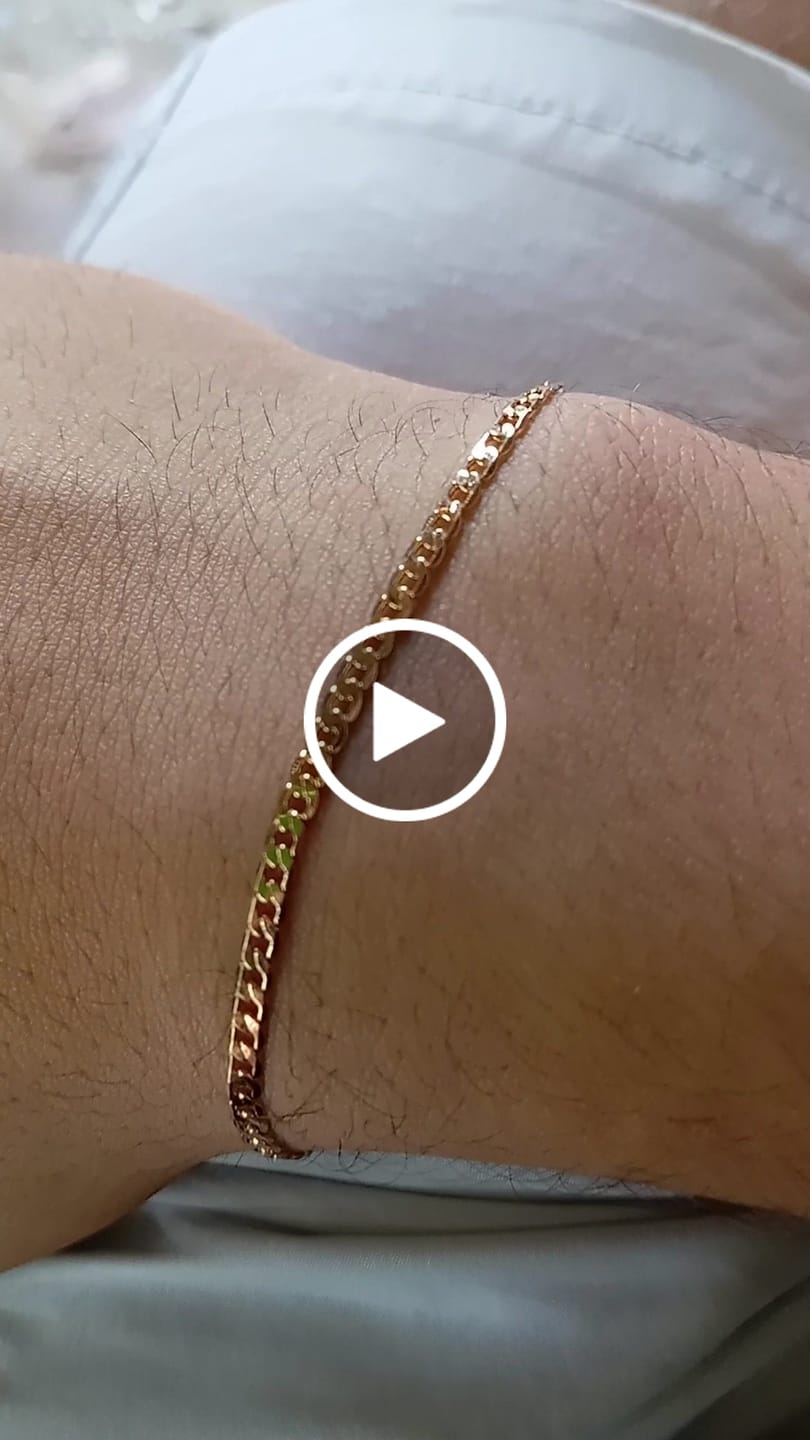 Customer video review of Pulseras Eslabón Plano en Oro laminado 18k Para Pareja
