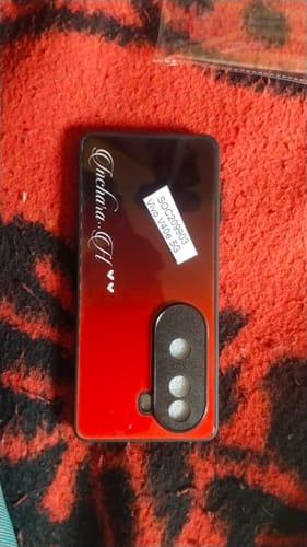 Customer photo review of Customize Name Gradient Glass Case Cover Red Wine For Vivo