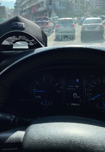 Customer photo review of 9FORTY A-Frame Trucker Box Logo Black Snapback