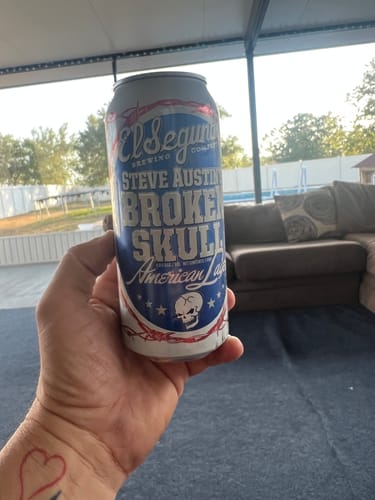 Customer photo review of El Segundo Steve Austin's Broken Skull American Lager (12PK Special)