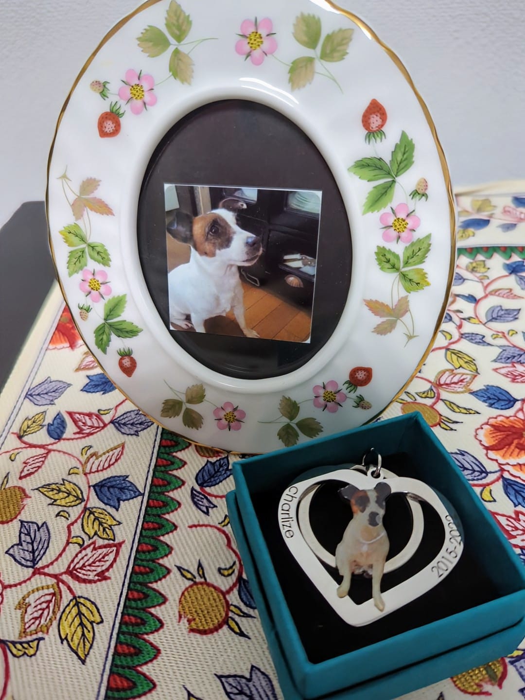 Customer photo review of 世界にひとつだけ♪好きな写真で作るオリジナルキーホルダー（文字入れ無料）