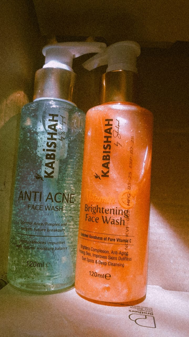Customer photo review of ClearSkin Pro Anti Acne Face Wash