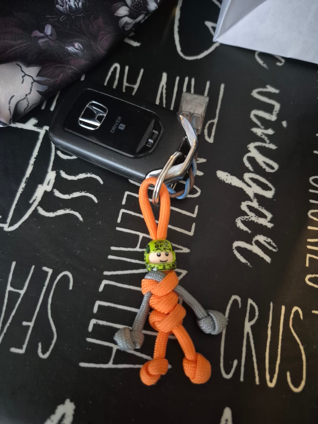 Customer photo review of Limited Edition 2025 Lando Norris Racing Paracord Buddy Keychain