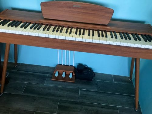 Customer photo review of Donner DDP-80 Upright Digital Piano