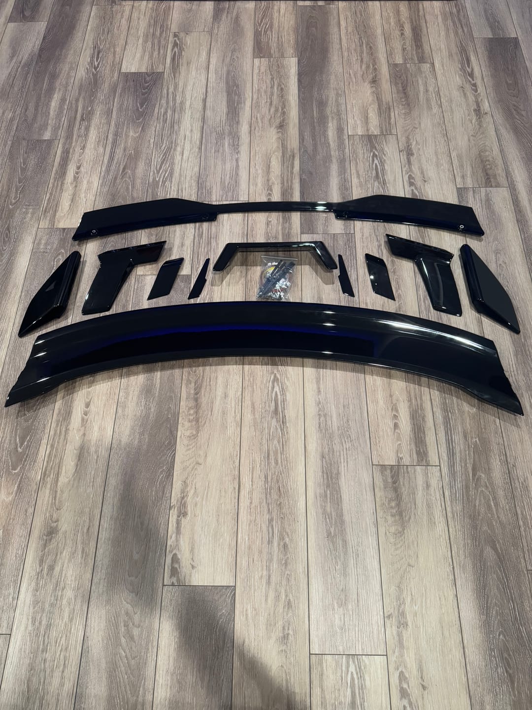 Customer photo review of 2024-Up Mustang Dark Horse Package Rear Spoiler