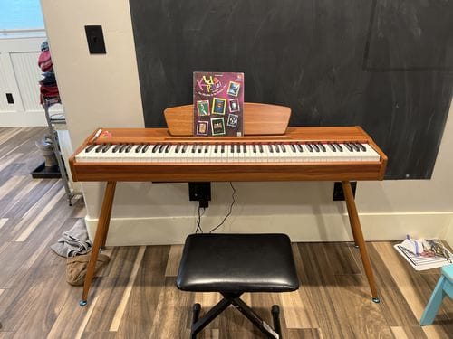 Customer photo review of Donner DDP-80 Upright Digital Piano