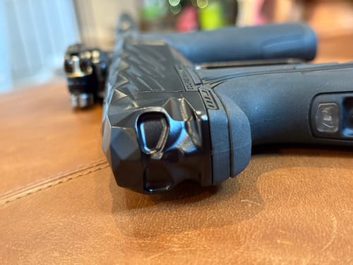 Customer photo review of INFAMOUS™ DIAMOND CUT GEO R5 - BLACK FLAG (+ACCESSORIES)