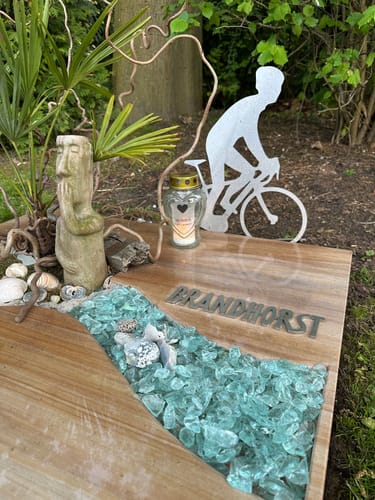 Customer photo review of Gartenstecker Radfahrer