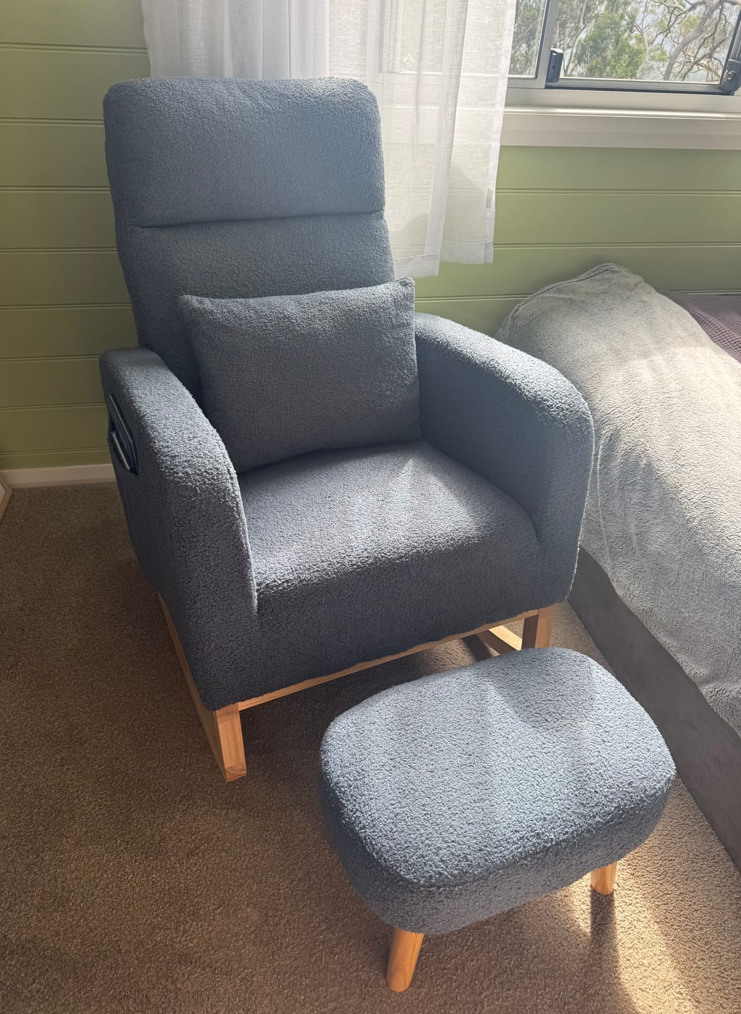 Customer photo review of Levede Rocking Chair Rocker Armchair Lounge Sofa Ottoman Footstool Side Pocket