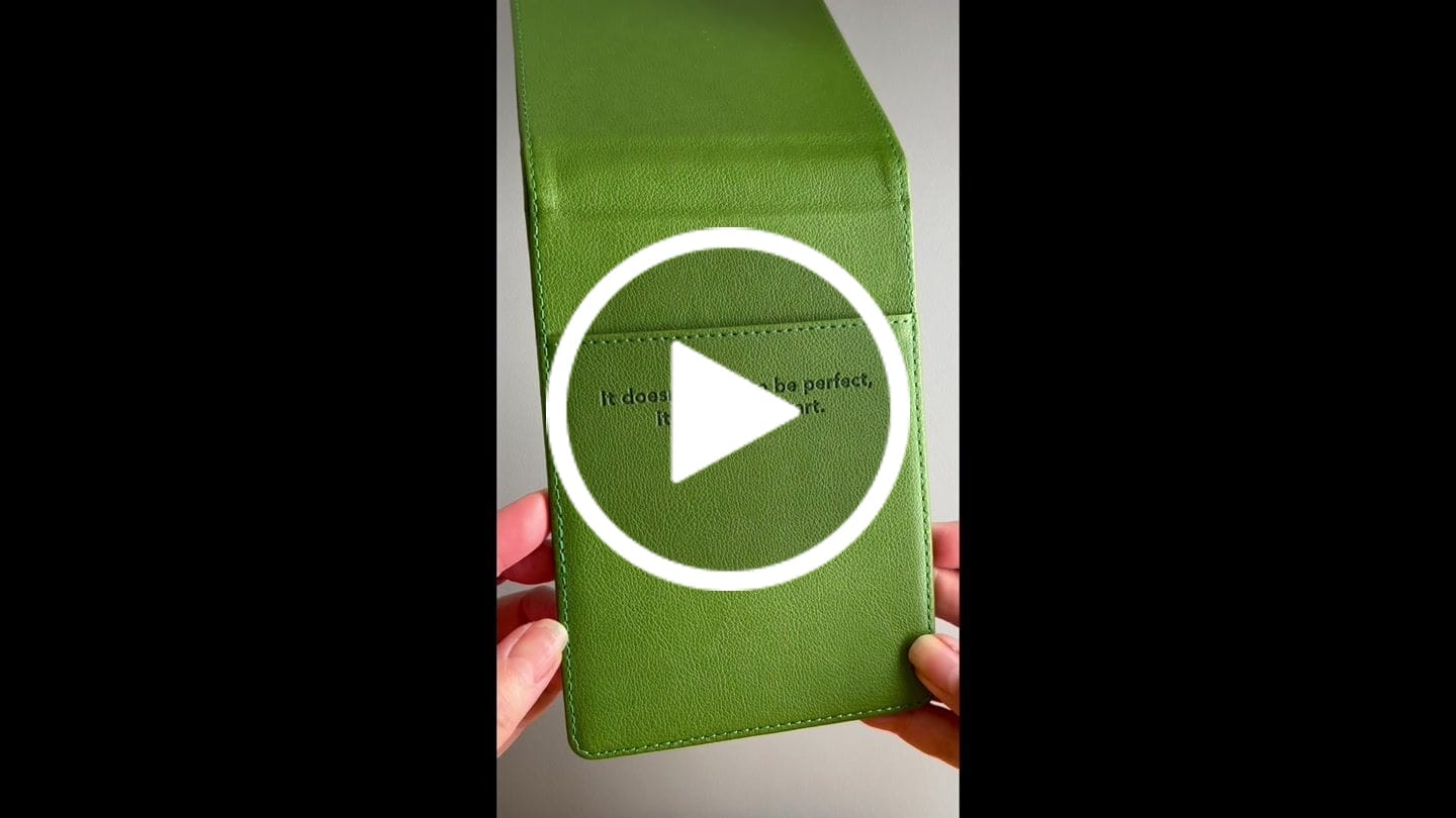 Customer video review of Notepad Cover - Ginkgo Green