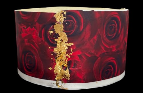 Customer photo review of Red Roses - Edible Icing Cake Wrap