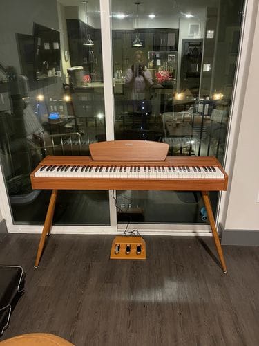 Customer photo review of Donner DDP-80 Upright Digital Piano