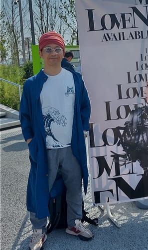 西田 review of 「KaraKuｘ365CAT.ART」ポケットから覗く猫 浮世絵柄コットンTee image 1 out of 1