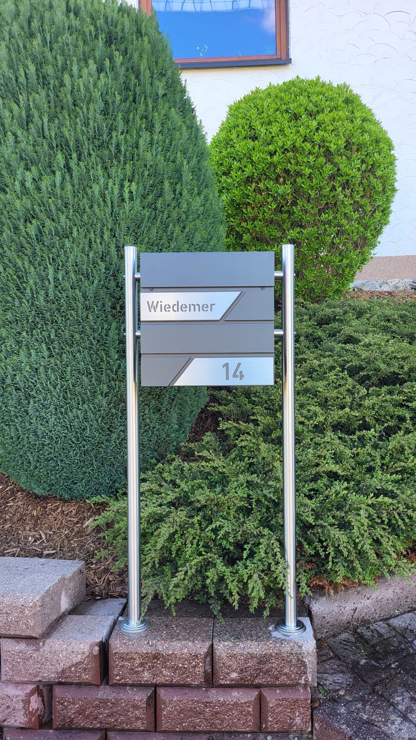 Customer photo review of Absenkautomatik für Briefkastendeckel