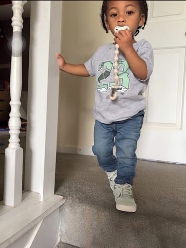 Customer photo review of 23 SNRT Sneaker Tees Kids - Air Jordan 4 Abundance