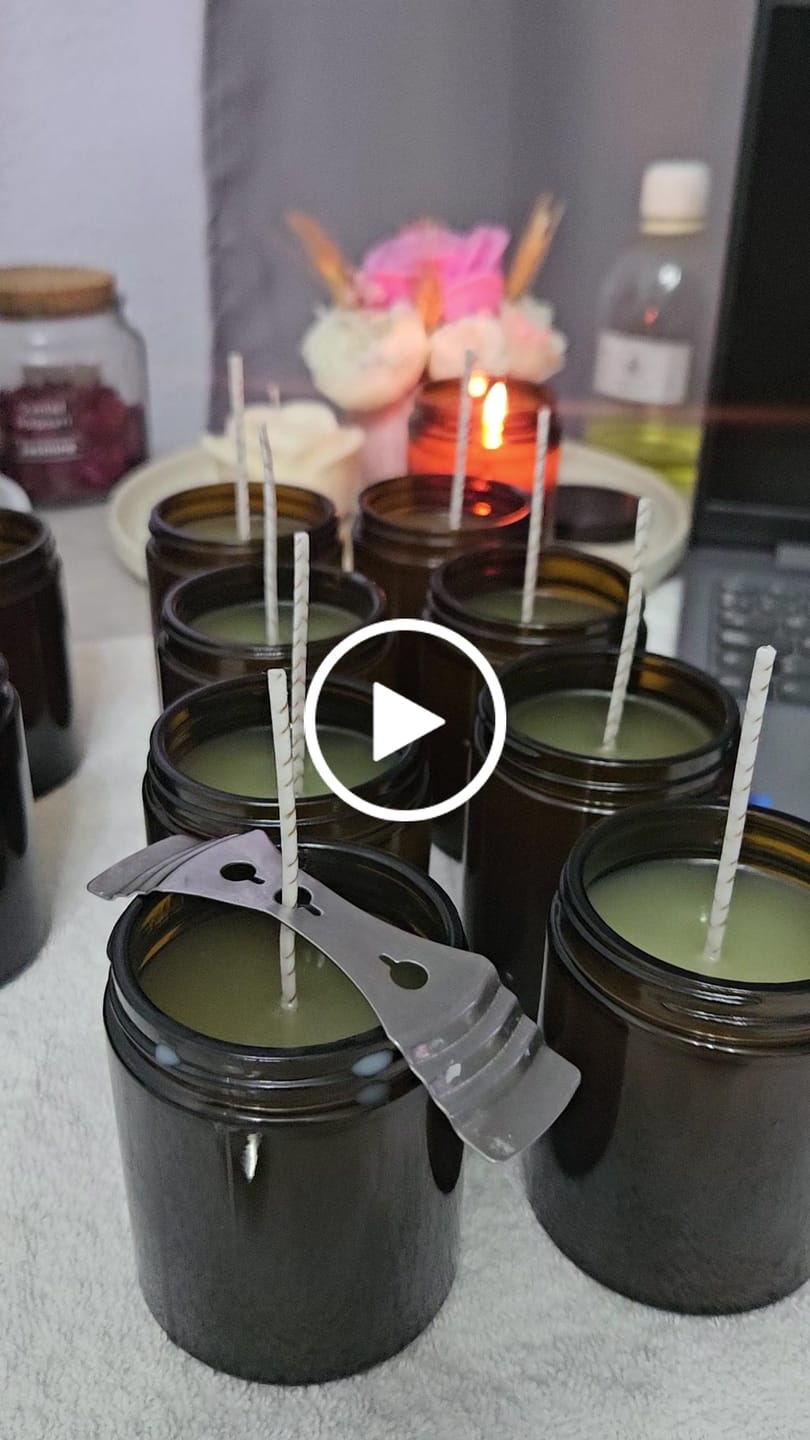 Customer video review of Tarro ámbar con tapa negra de 180 ml