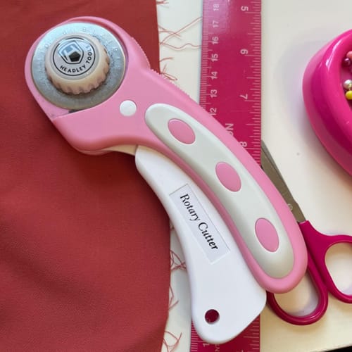 Customer photo review of 45mm Rotary Cutter with 5 Extra Blades