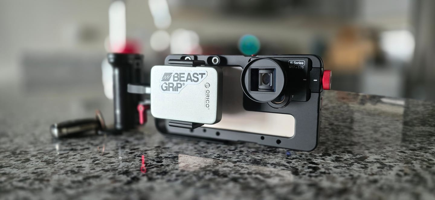 Customer photo review of Beastcage for iPhone 16 Pro Max
