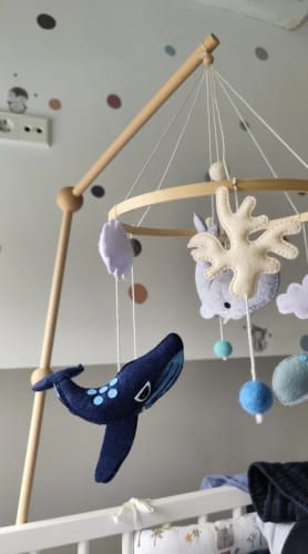 Customer photo review of Baby Wooden Comfort Crib Mobiles