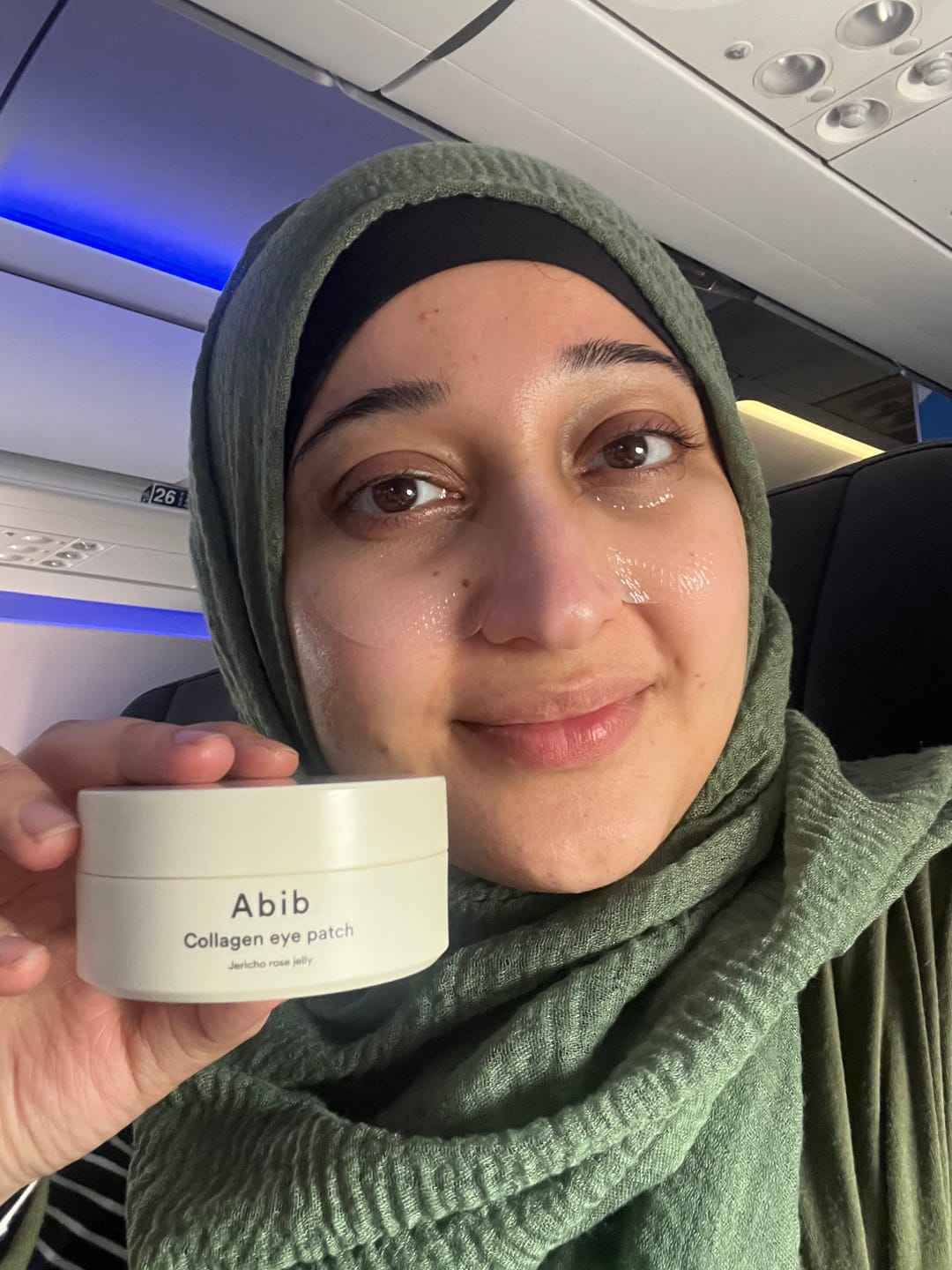 Customer photo review of Collagen eye patch Jericho rose jelly