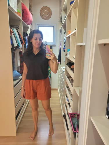 Raquel A. review of Camisa Begônia Azul Escuro image 1 out of 1